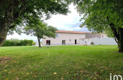 vente maison 215 000 € à proximité de Saint-Saturnin-du-Bois (17700)