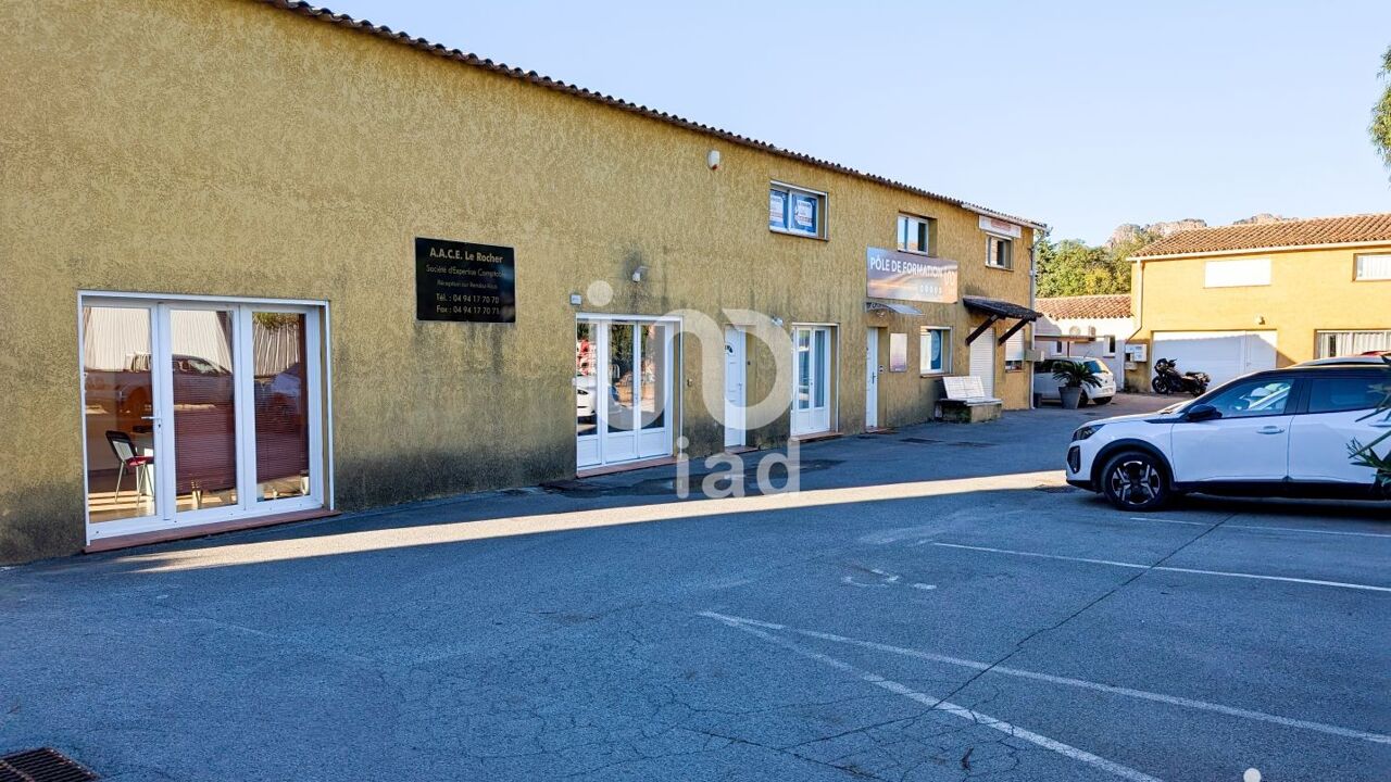 commerce  pièces 85 m2 à vendre à Roquebrune-sur-Argens (83520)