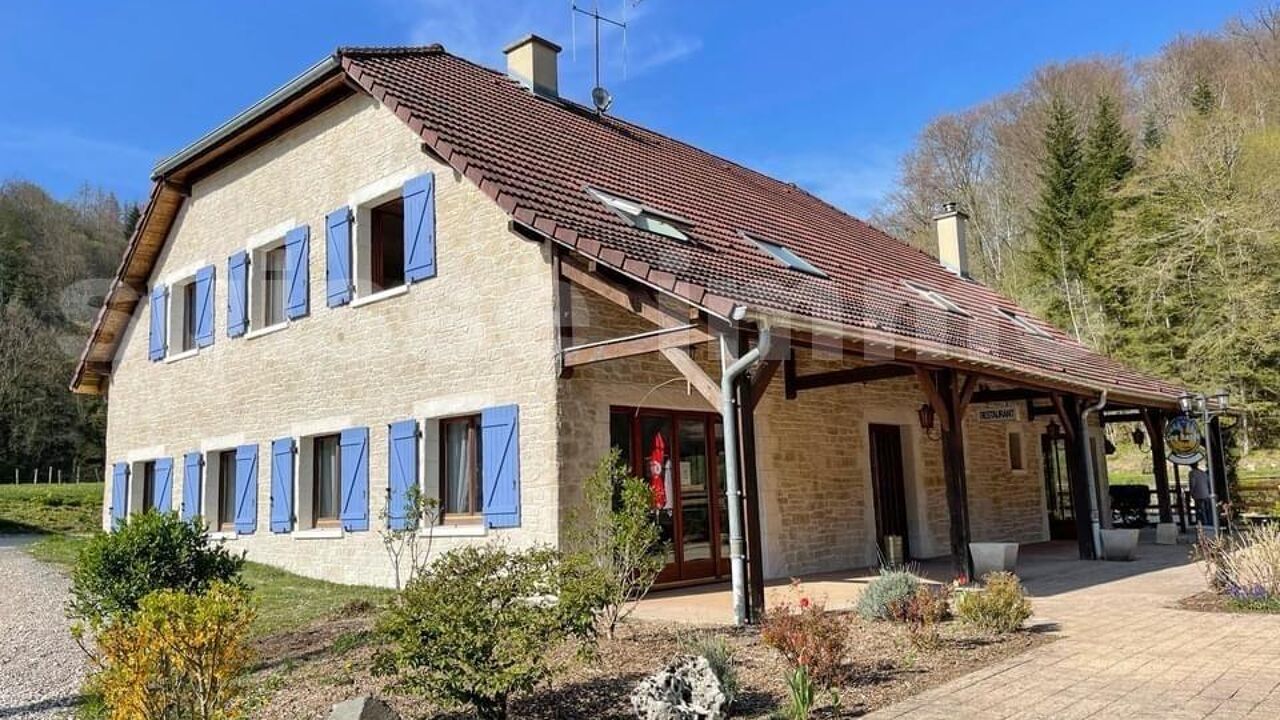 maison 11 pièces 500 m2 à vendre à Glay (25310)