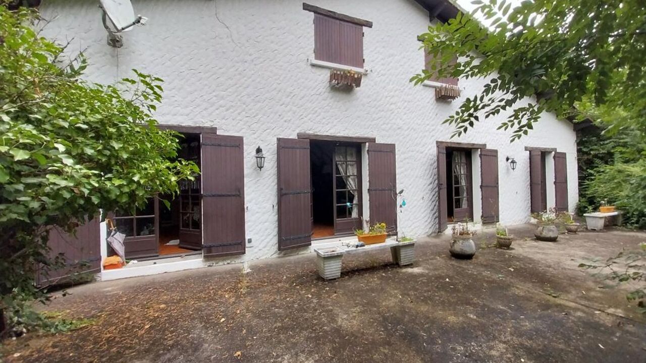 maison 4 pièces 138 m2 à vendre à Le Chay (17600)