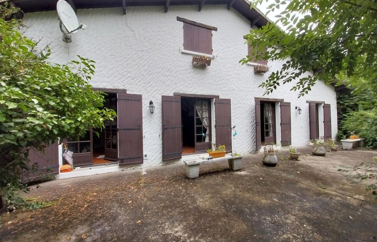 maison 4 pièces 138 m2 à vendre à Le Chay (17600)