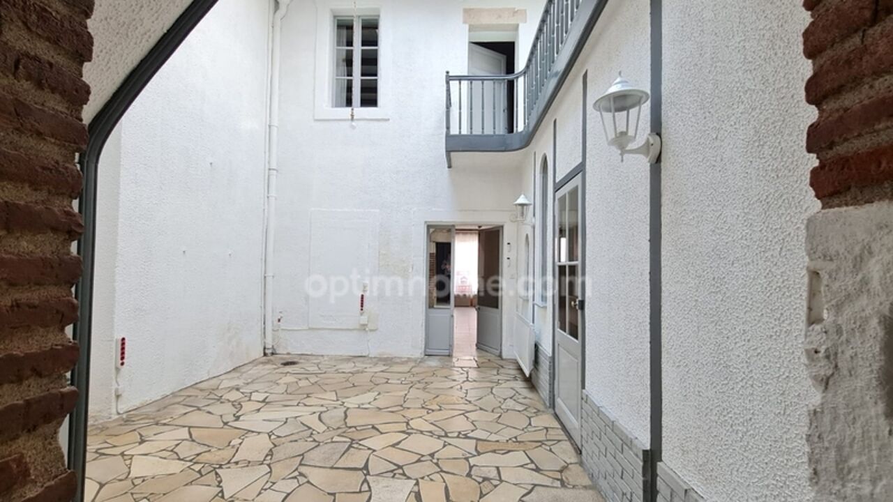 maison 4 pièces 214 m2 à vendre à Villeneuve-sur-Lot (47300)