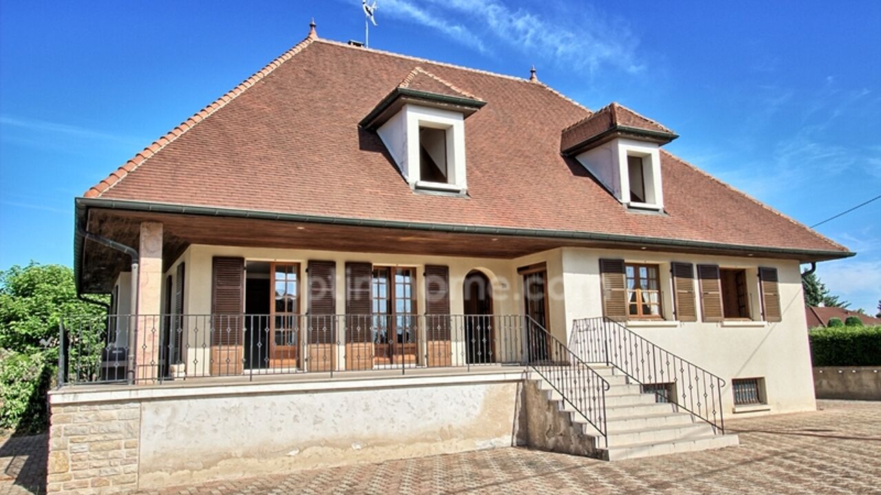 maison 6 pièces 234 m2 à vendre à Tavaux (39500)