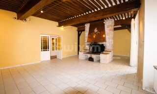 Immeuble  278 m² à vendre à Saint-Amour (39160)