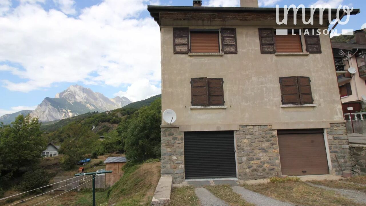 appartement 4 pièces 90 m2 à vendre à Saint-Michel-de-Maurienne (73140)