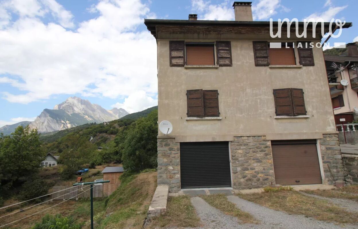 appartement 4 pièces 90 m2 à vendre à Saint-Michel-de-Maurienne (73140)