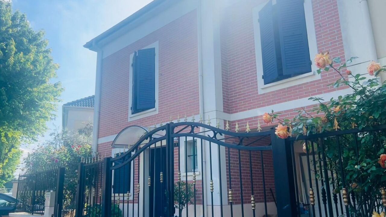 maison 5 pièces 110 m2 à vendre à Bondy (93140)