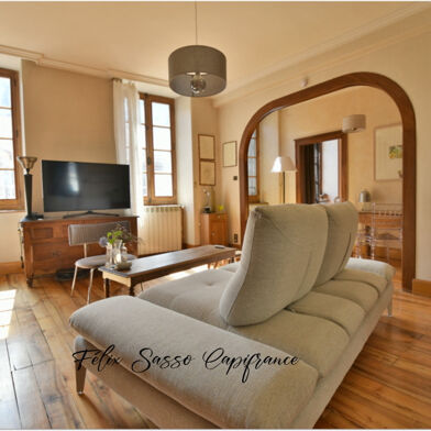 Maison 12 pièces 324 m²