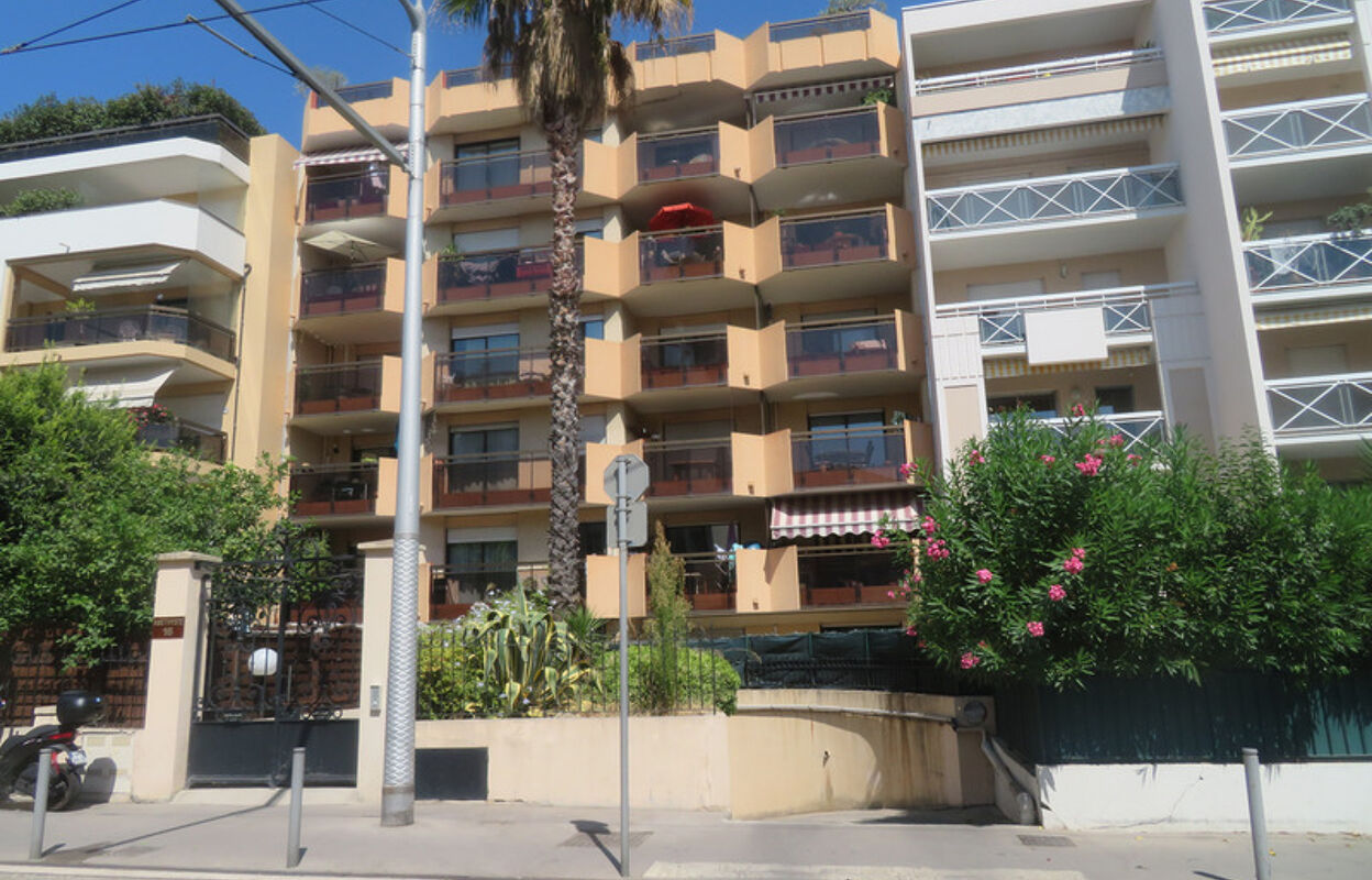 appartement 4 pièces 71 m2 à Nice (06000)