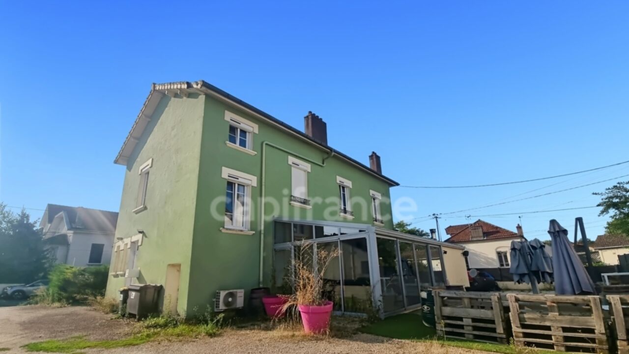 immeuble  pièces 250 m2 à vendre à Chalon-sur-Saône (71100)