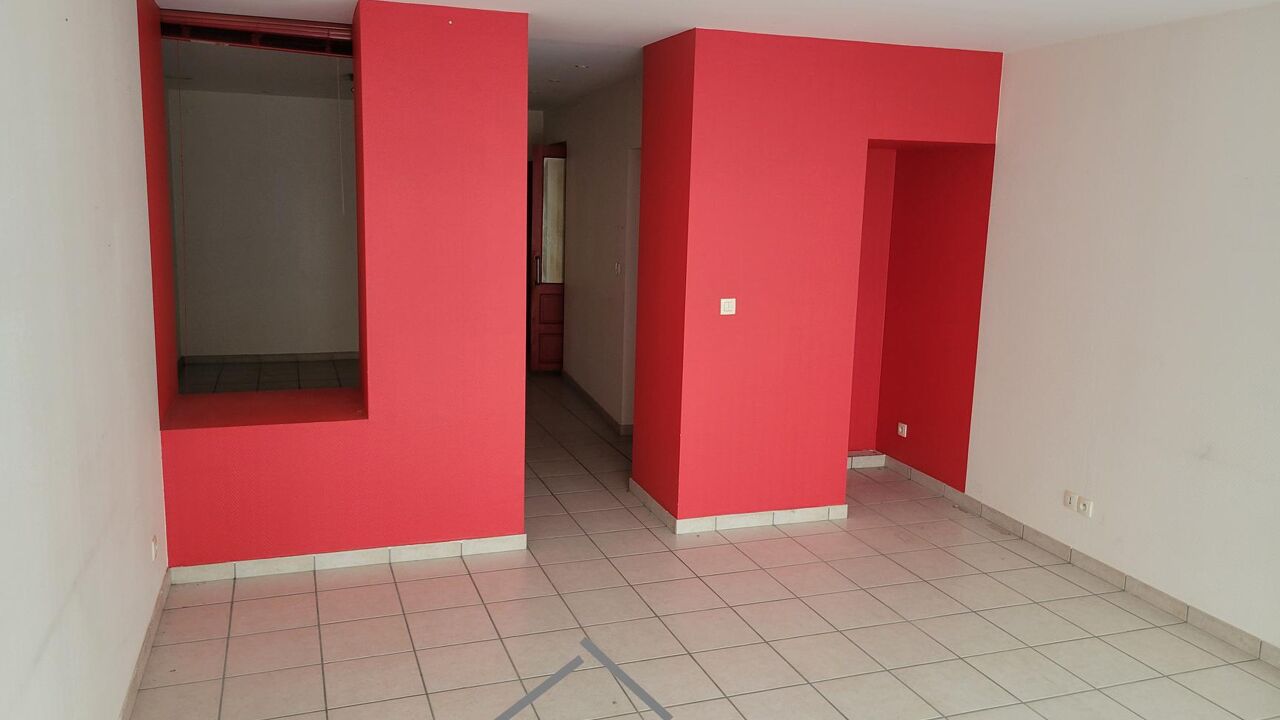 commerce  pièces 60 m2 à vendre à Renaison (42370)