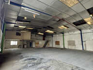 Entrepôt 290m2 + 45m2 de mezzanine à Saint-jean-de-Vedas — photo 2