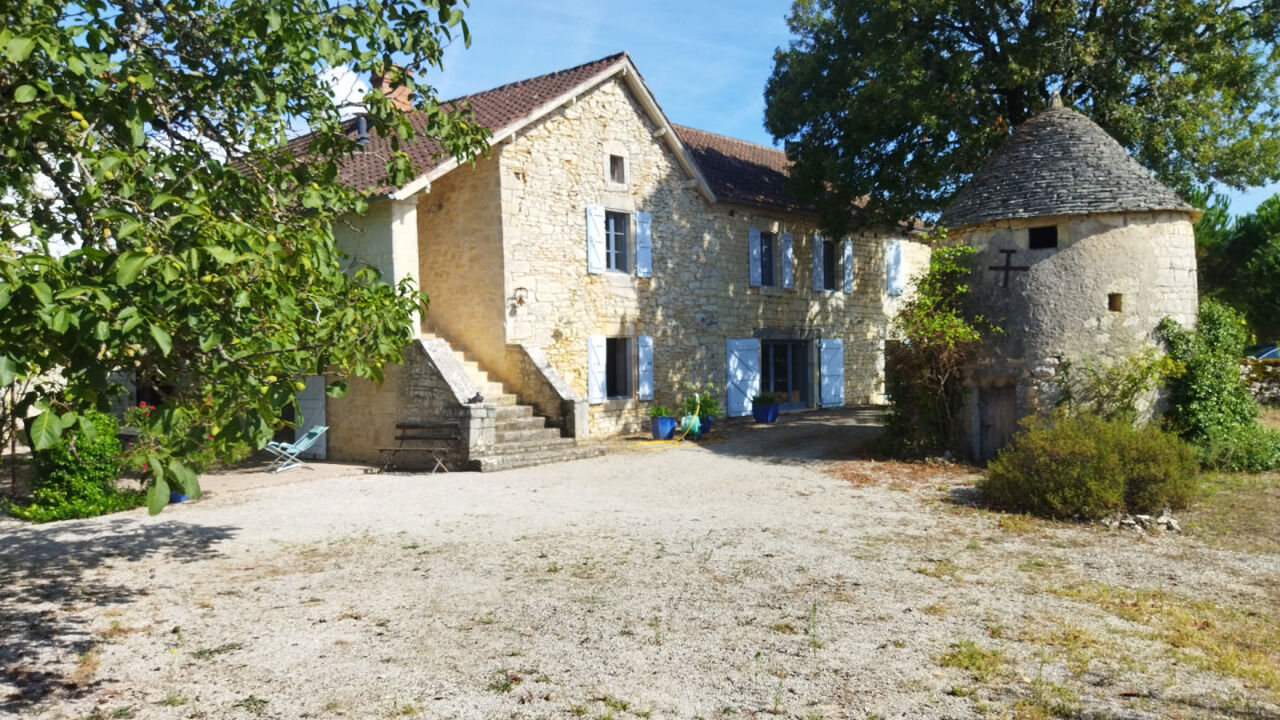 maison 3 pièces 300 m2 à vendre à Cahors (46000)