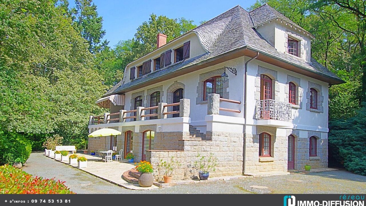 maison 10 pièces 315 m2 à vendre à La Roche-sur-Yon (85000)