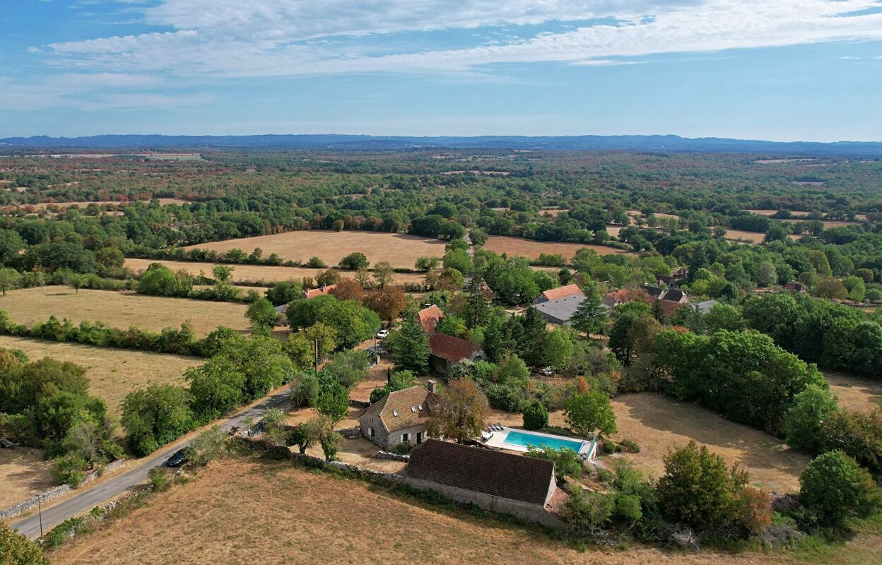 maison 5 pièces 105 m2 à vendre à Espédaillac (46320)