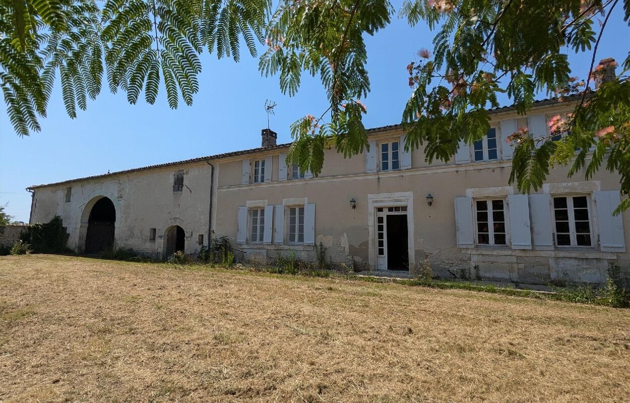 maison 7 pièces 264 m2 à vendre à Cognac (16100)