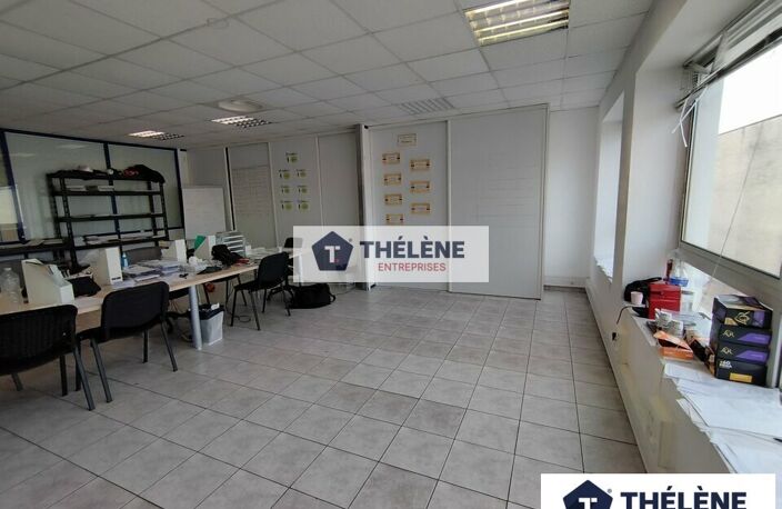 BUREAUX à LOUER — photo 2