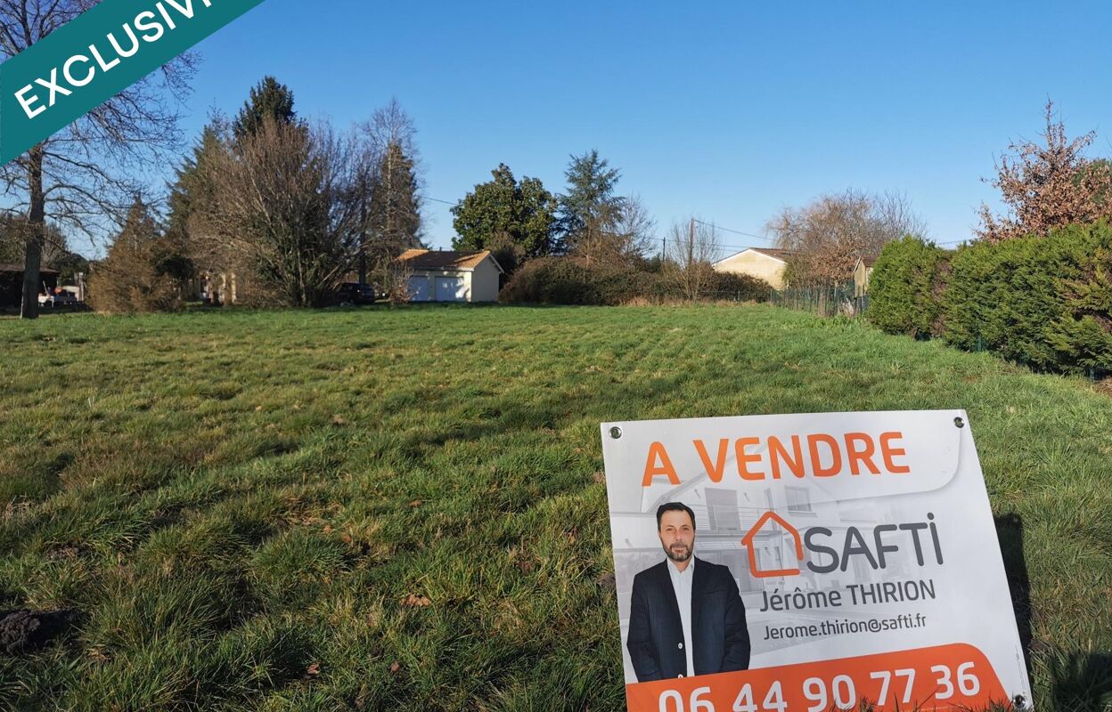 terrain  pièces 1200 m2 à vendre à Saint-Yzan-de-Soudiac (33920)