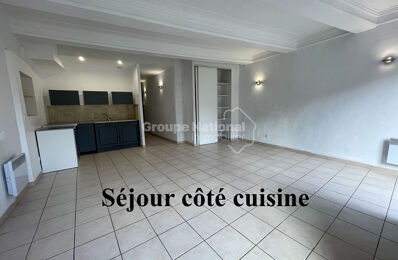 location appartement 565 € CC /mois à proximité de Sauveterre (30150)