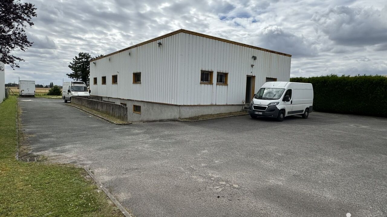 commerce  pièces 500 m2 à vendre à La Chapelle-Saint-Mesmin (45380)