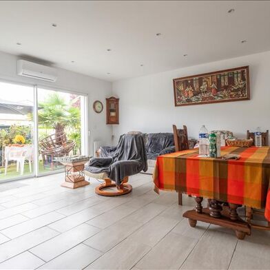 Maison 3 pièces 275600 €