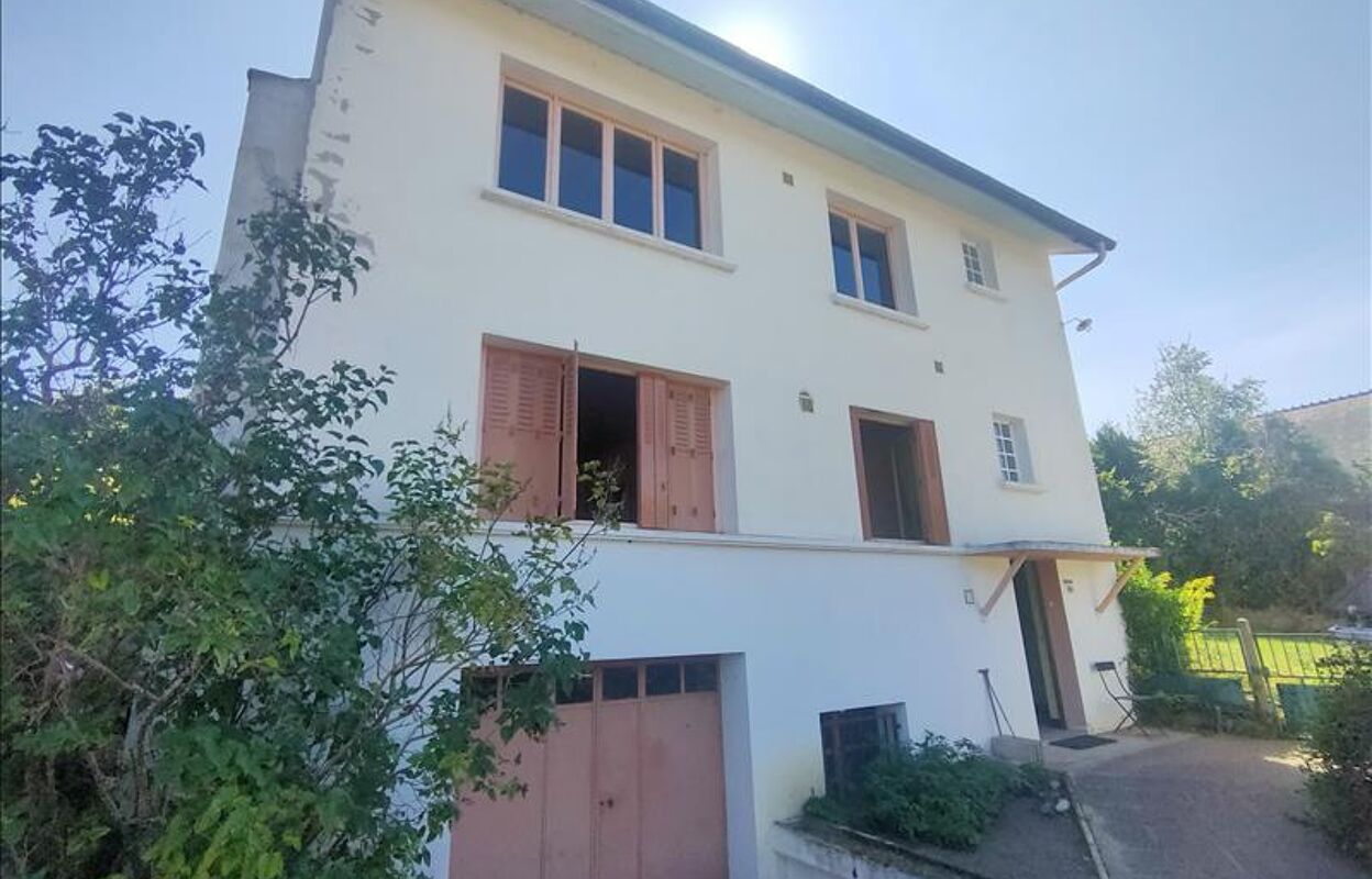 maison 8 pièces 81 m2 à vendre à Désertines (03630)