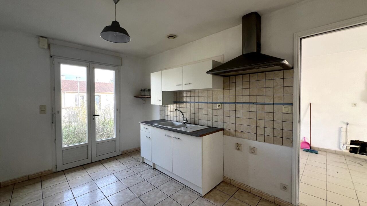 maison 4 pièces 69 m2 à vendre à Vellèches (86230)