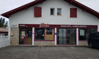 Commerce  55 m² à louer à Saint-Palais (64120)