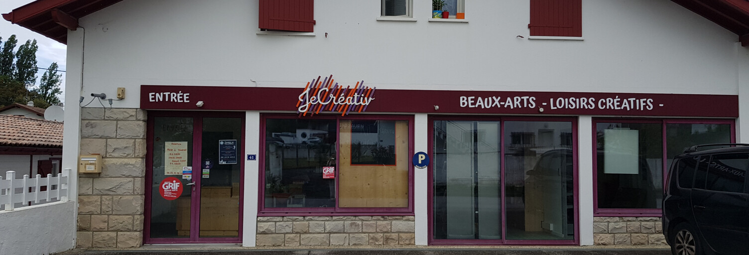 Commerce  55 m² à louer à Saint-Palais (64120)