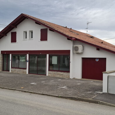 Commerce 3 pièces 600 €