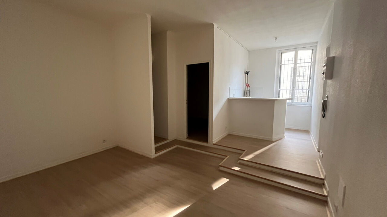 appartement 3 pièces 48 m2 à vendre à Nîmes (30000)