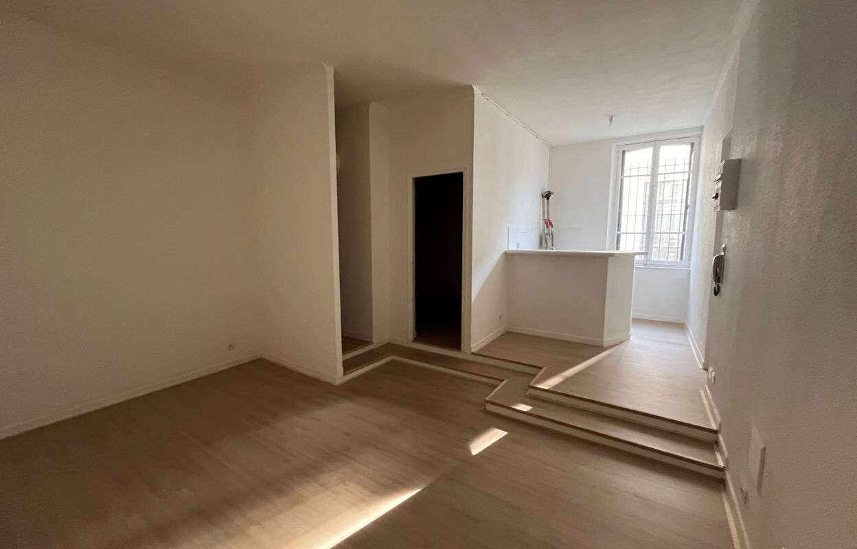 appartement 3 pièces 48 m2 à vendre à Nîmes (30000)