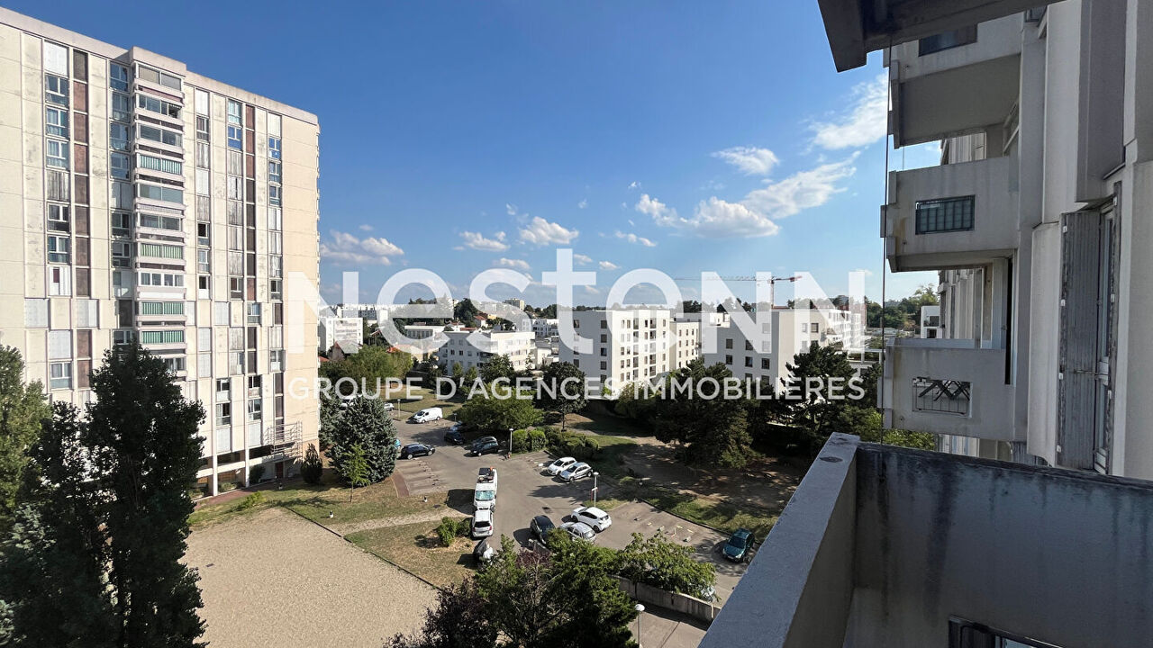 appartement 4 pièces 75 m2 à vendre à Bron (69500)