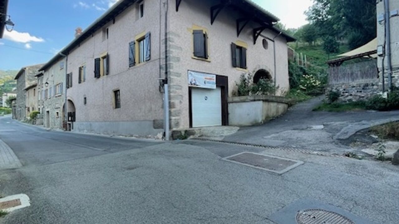 immeuble  pièces 232 m2 à vendre à Courzieu (69690)