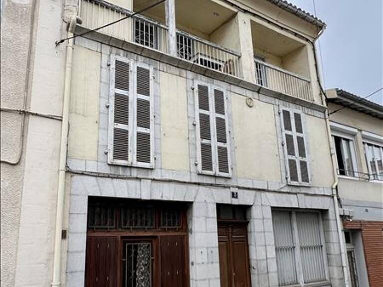 Maison de ville de 10 pièces principales — photo 1