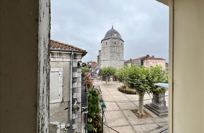Maison de ville de 10 pièces principales — photo 2