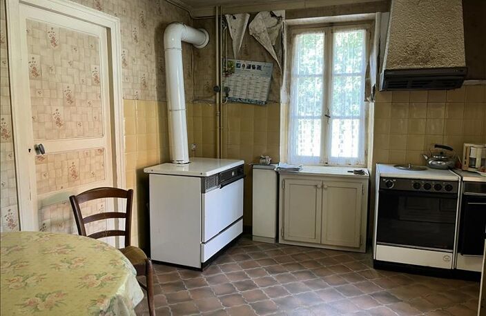 Maison de bourg de 6 pièces principales — photo 2