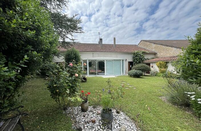 Maison de bourg de 8 pièces principales — photo 4