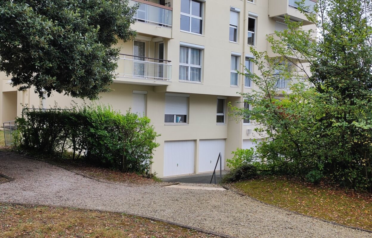 appartement 2 pièces 59 m2 à vendre à La Rochelle (17000)