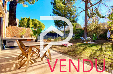 vente maison 425 000 € à proximité de Cadenet (84160)