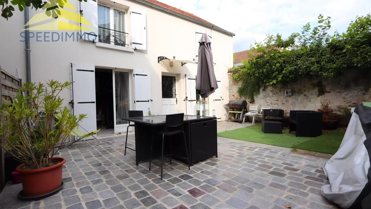 maison 4 pièces 71 m2 à vendre à Mandres-les-Roses (94520)