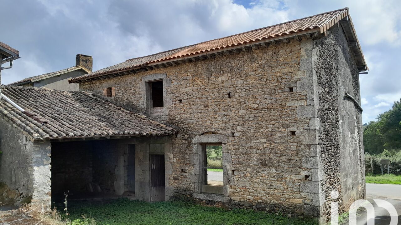 immeuble  pièces 141 m2 à vendre à La Boissière-en-Gâtine (79310)