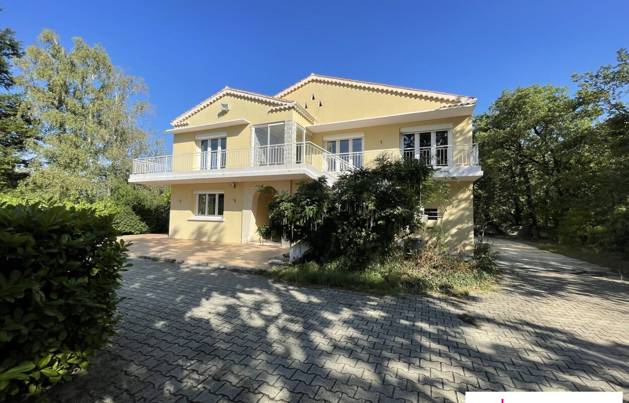 maison 6 pièces 180 m2 à vendre à Malataverne (26780)