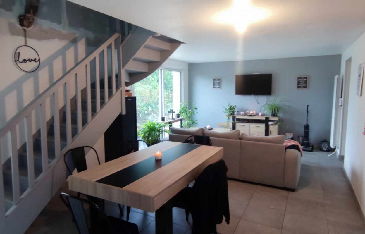 maison 5 pièces 86 m2 à vendre à Ételfay (80500)