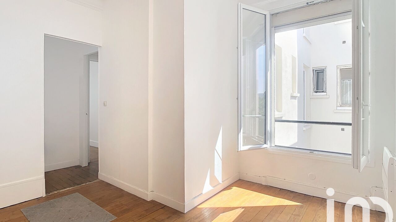 appartement 2 pièces 32 m2 à vendre à Courbevoie (92400)