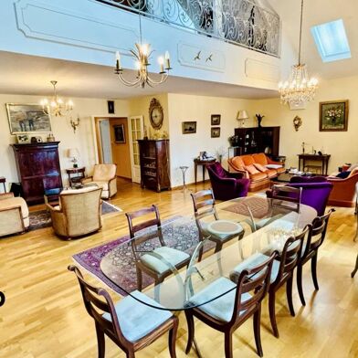 Appartement 6 pièces 422000 €