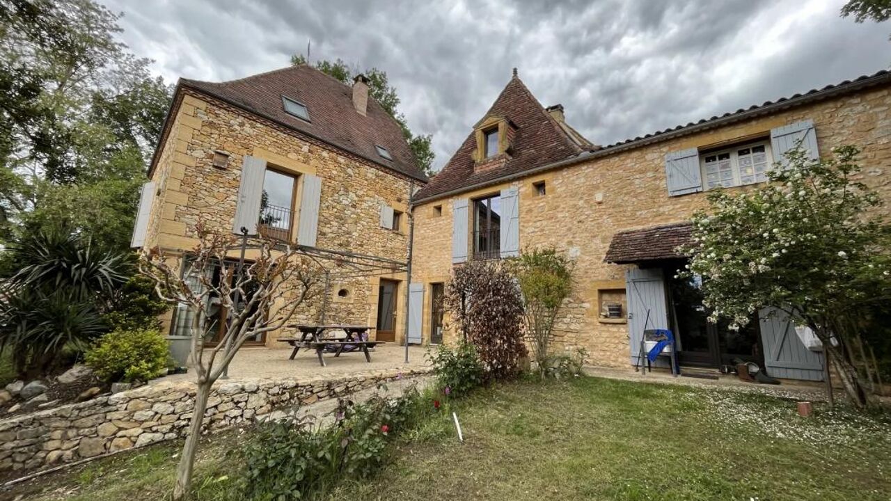 maison 10 pièces 270 m2 à Coux-et-Bigaroque (24220)