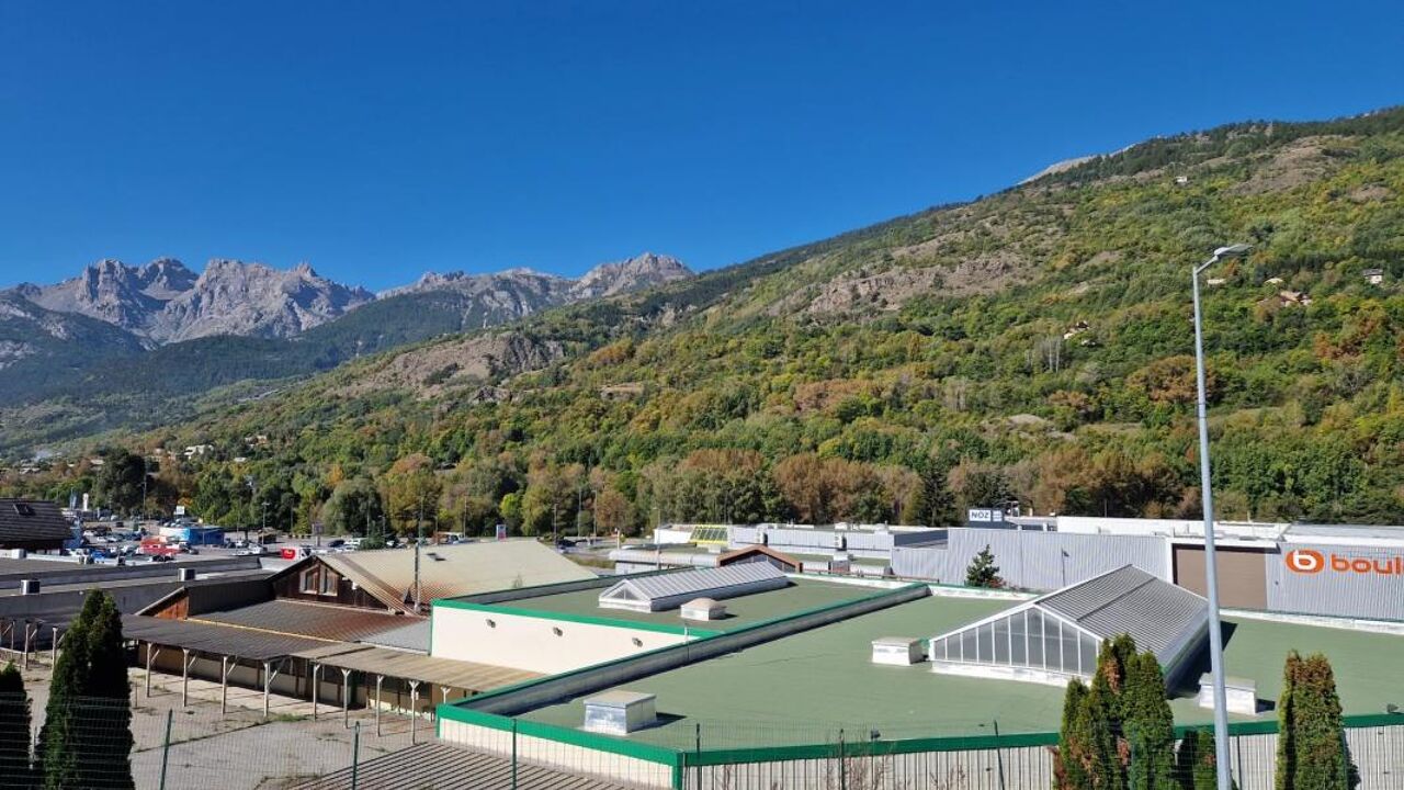 commerce 2 pièces 1800 m2 à vendre à Briançon (05100)