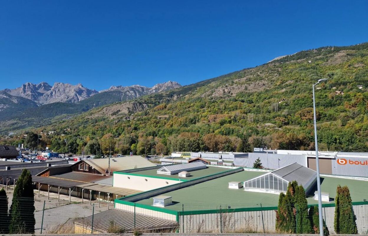 commerce 2 pièces 1800 m2 à vendre à Briançon (05100)