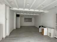 Commerce VALENCIENNES — photo 2